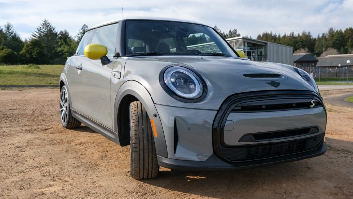 2022 Mini Cooper Front