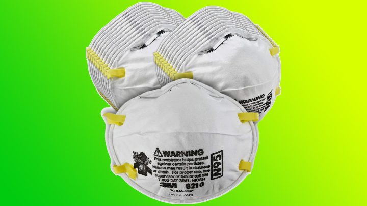 N95 Mask with blue headstraps