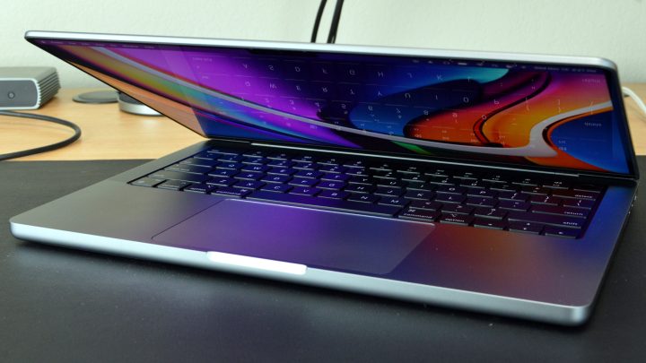 Best Apple Computers Apple MacBook Pro 2021 Hinge