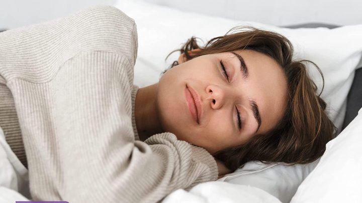clean your brain A woman sleeping comfortably in bed